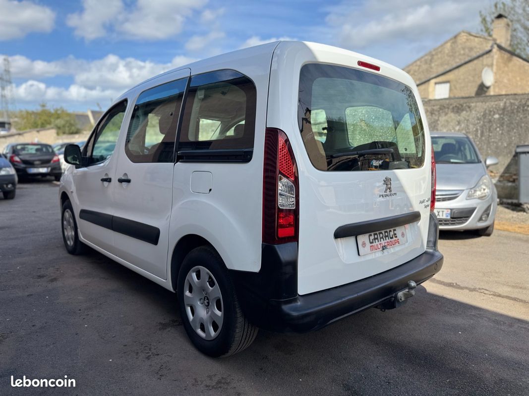 Peugeot Partner Tepee 1.6 Blue-HDi 100CH Active (image 6)