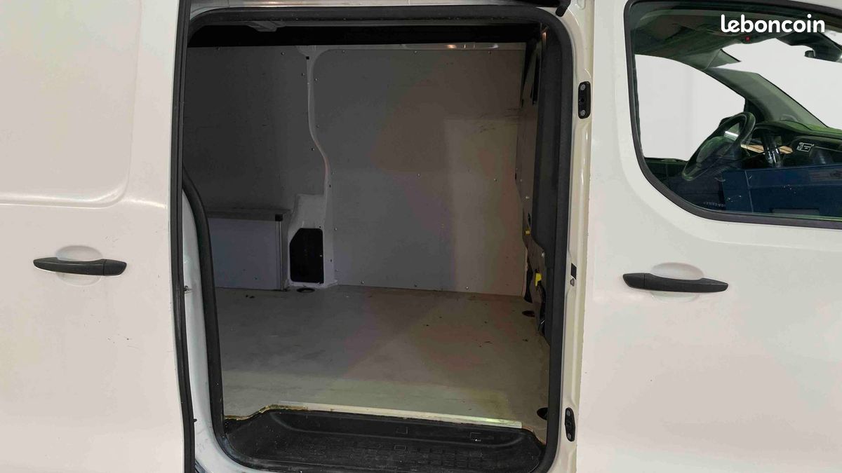 Peugeot expert fgn tole long 2.0 bluehdi 120 s&s bvm6 premium (image 23)