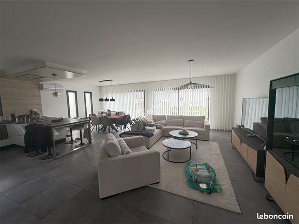 Maison 6 pièces 210 m²