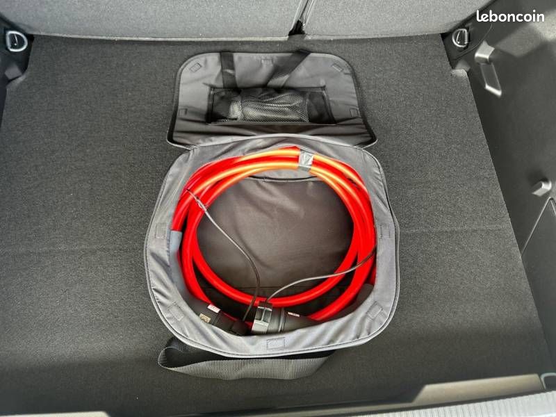 Peugeot 2008 Electrique 50 kWh 136 ch Style (image 10)