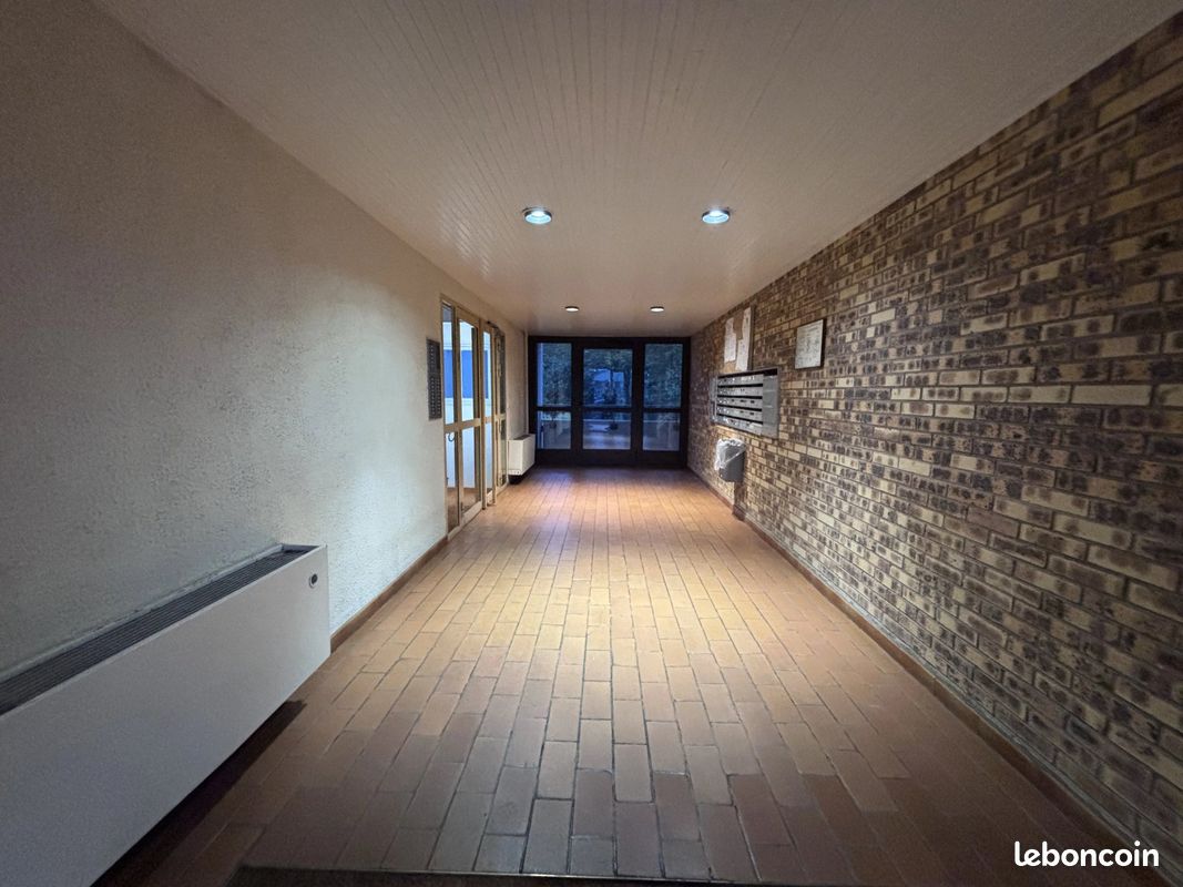 Appartement 3 pièces 81 m² · au Coudray-Montceaux · 81 m² · 1 350 €/mois