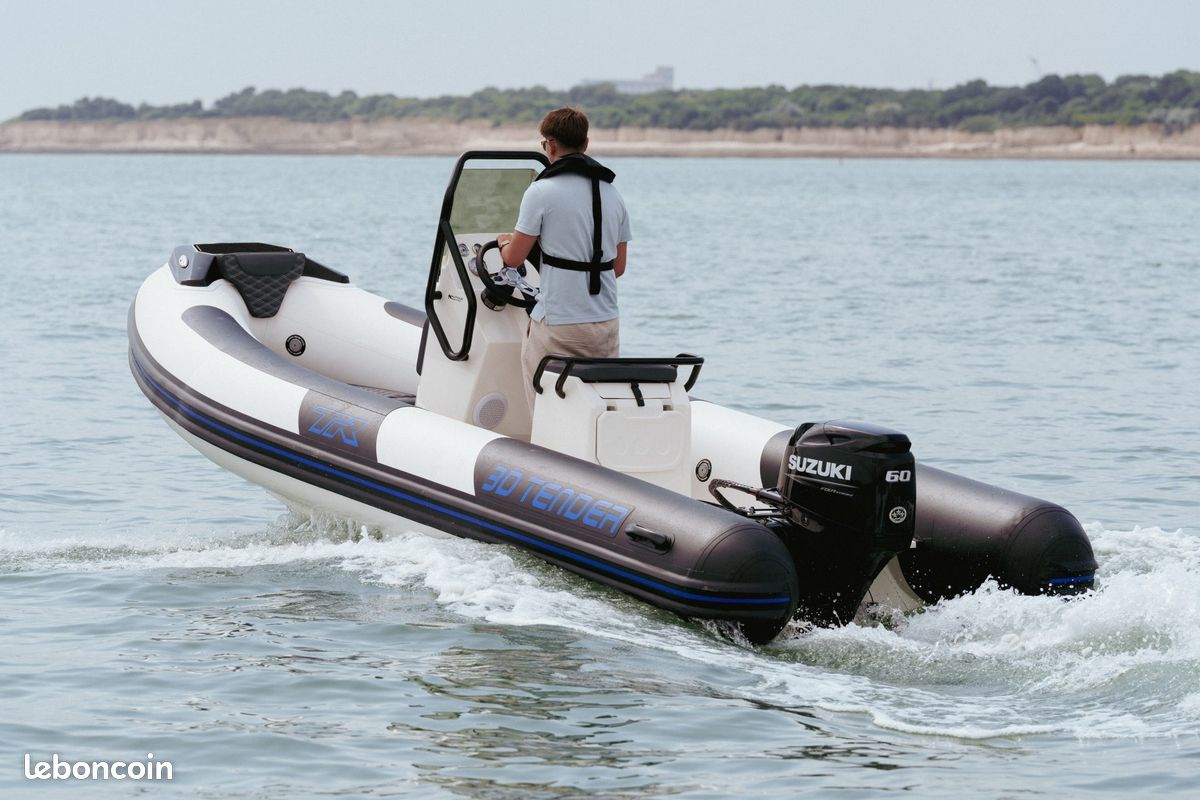 3D Tender TR54 Premium - Suzuki 60cv - Remorque routière - Ensemble prêt à naviguer (image 7)