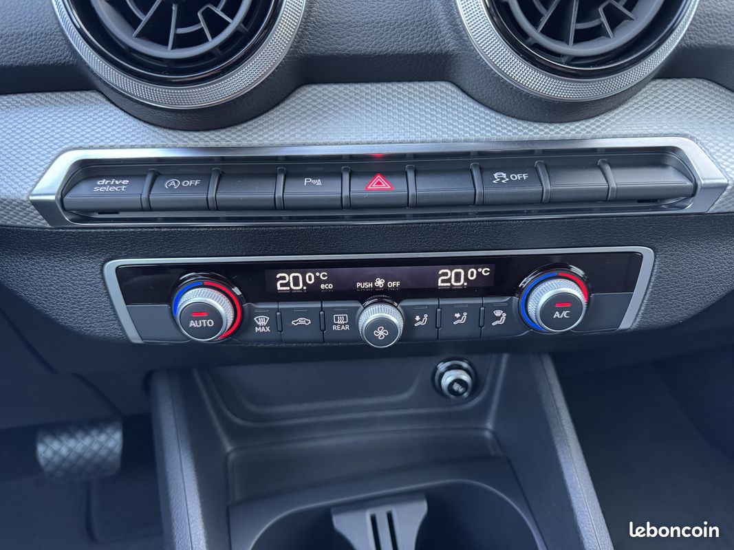 AUDI Q2 35 TFSI 150 S tronic 7 Design (image 19)