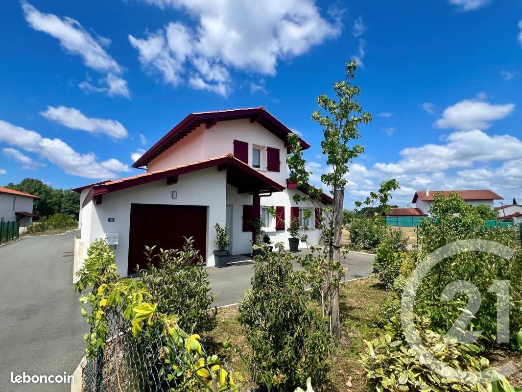 Maison 5 pièces 106 m² · à Ustaritz · 106 m² · 495 000 €