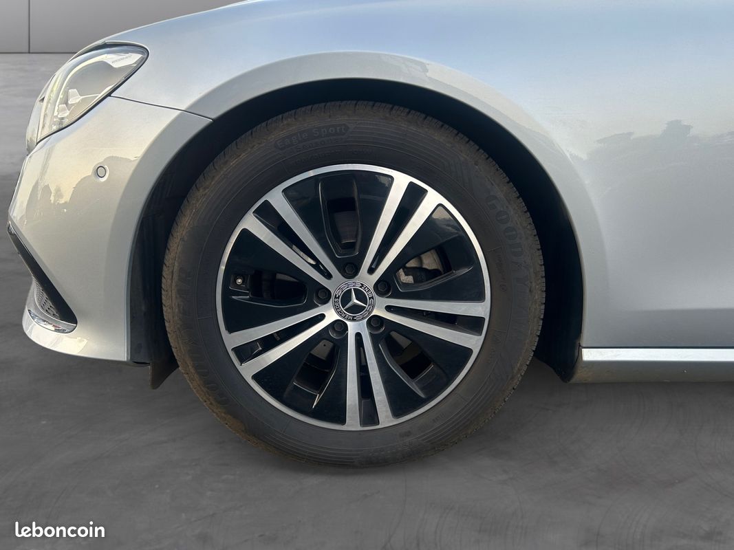 MERCEDES CLASSE E V E220 D AMG LINE BA 194Ch Garantie 12 mois (image 19)
