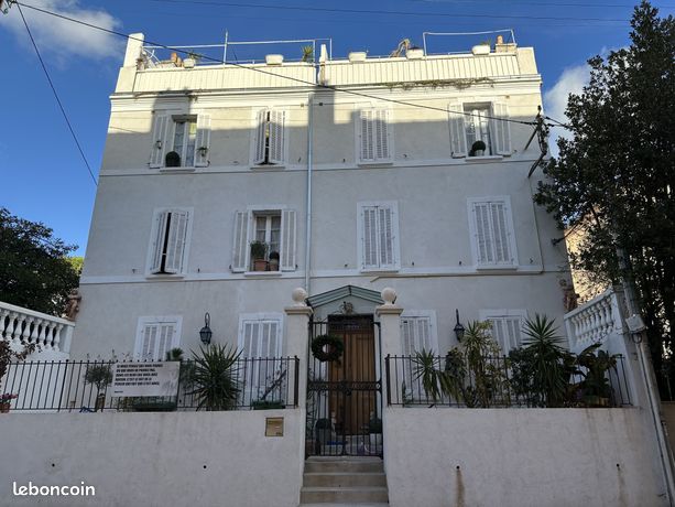 Maison 17 pièces 400 m²
