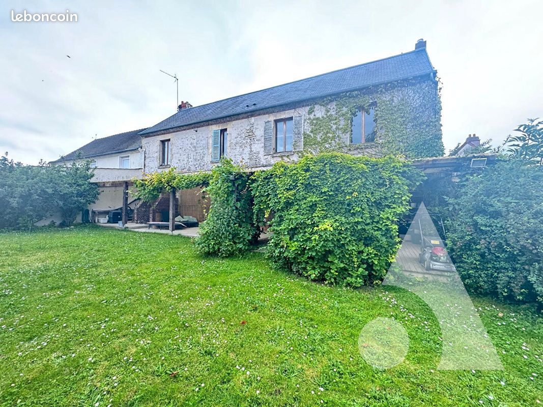 Maison 6 pièces 152 m² · à Crépy-en-Valois · 152 m² · 295 000 €