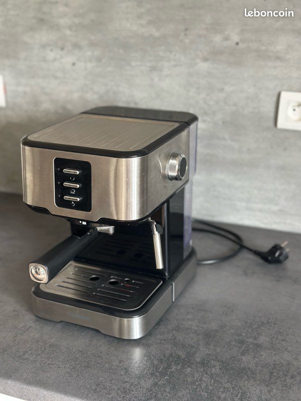 Machine à expresso THOMSON (image 1)