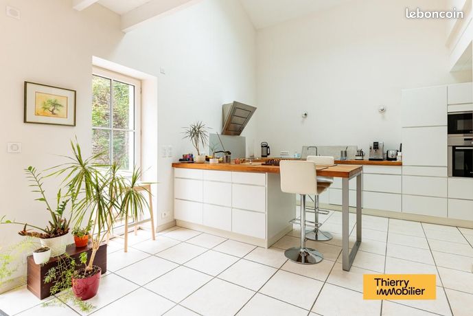 Maison 6 pièces 182 m² — 6