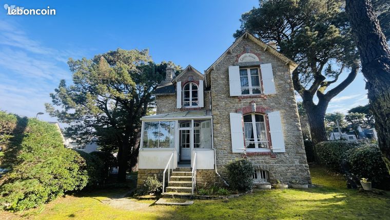 Maison 8 pièces 189 m²