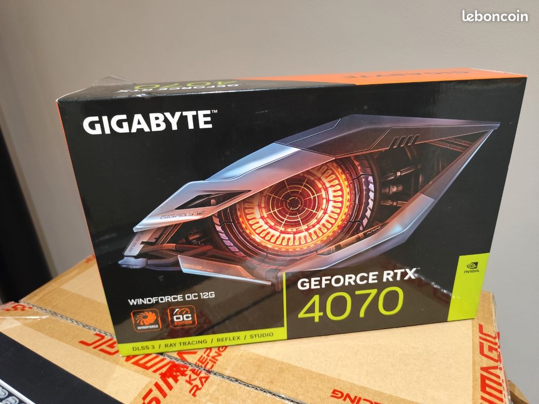 🎮 NVIDIA GeForce RTX 4070 Gigabyte Windforce OC – 3 Fans 🎮 (image 1)