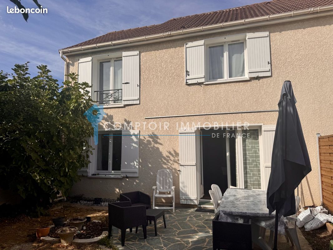 Maison 5 pièces 97 m² · à Villabé · 97 m² · 276 000 €