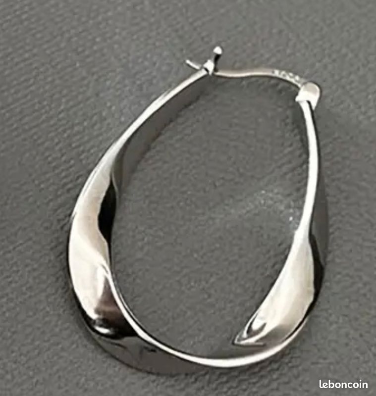 TRÈS BELLES CRÉOLES ONDULÉES. 3,21 CM de LONG. PRIX NÉGOCIABLE (image 9)