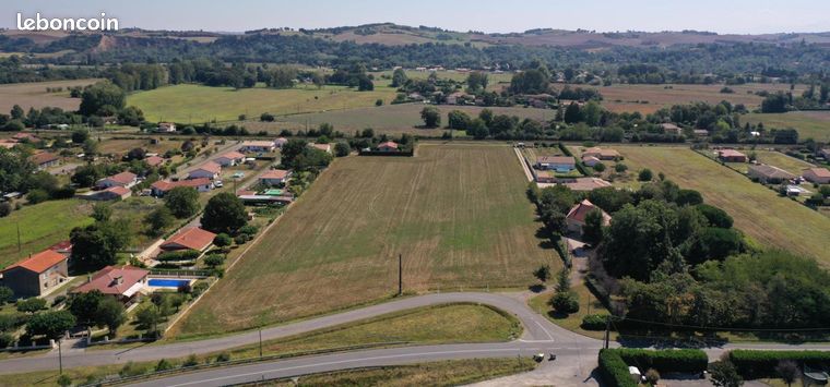 Terrain 727 m² Marquefave