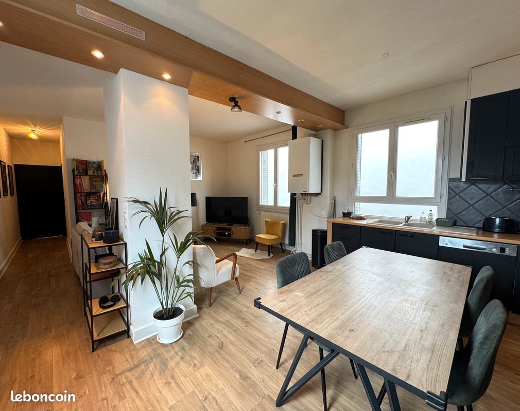 Appartement 3 pièces 72 m² · à Aix-les-Bains · 72 m² · 268 000 €