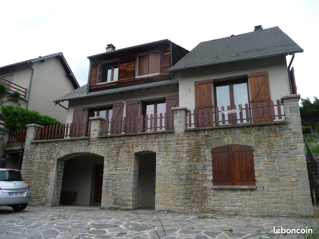 Maison 9 pièces 212 m² · à Mende · 212 m² · 1 000 €
