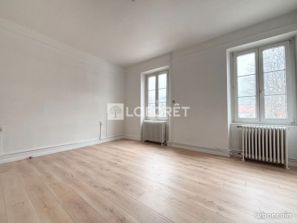 https://img.leboncoin.fr/api/v1/lbcpb1/images/47/b8/30/47b830dd3b6f602c011beae055d4b96c4f38cad9.jpg?rule=ad-image