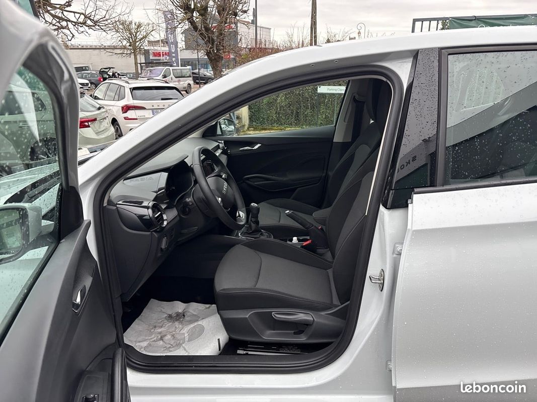 SKODA Fabia 1.0 TSI 95 ch EVO 2 BVM5 Selection (image 16)