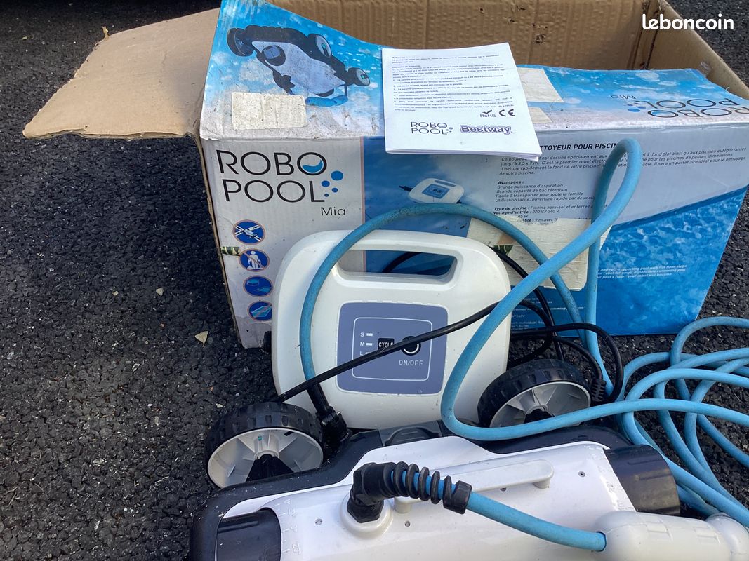 Vend robot piscine (image 1)