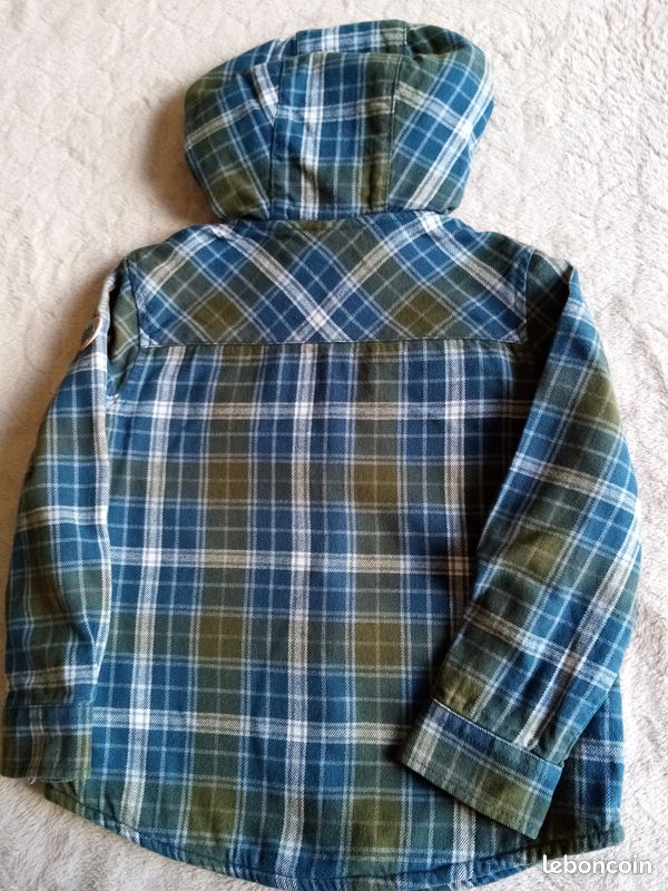 Lot de vêtements 5 ans (image 9)