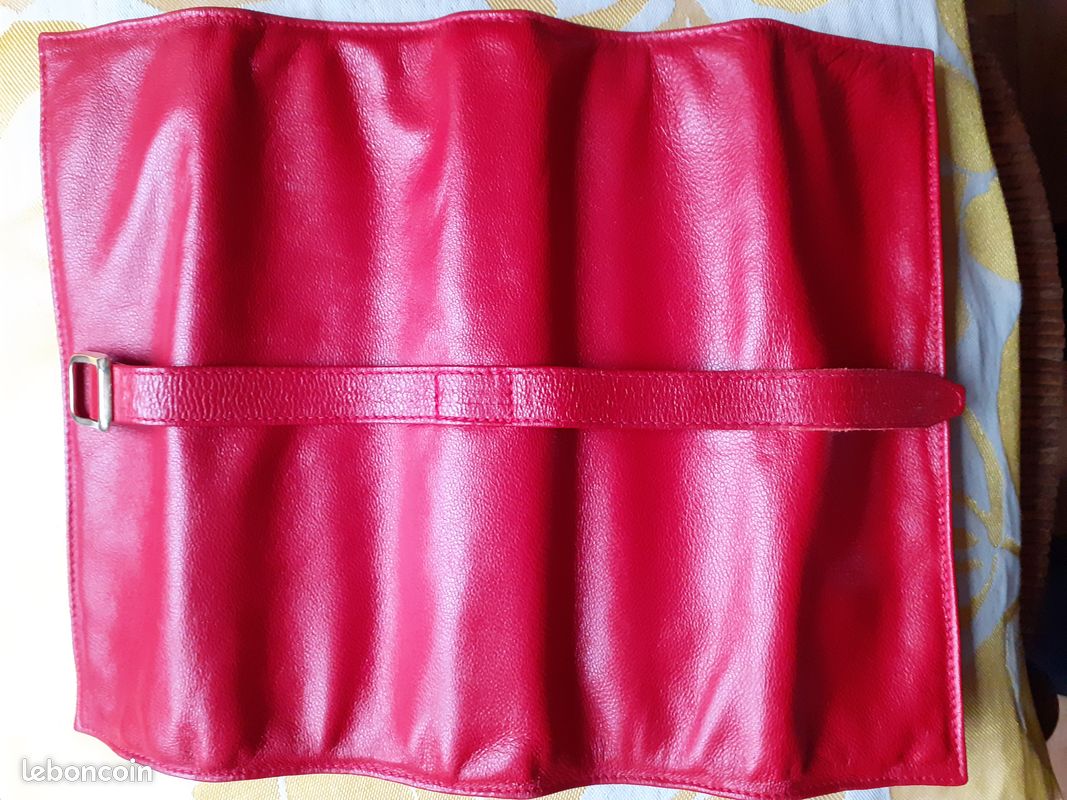 Pochette de voyage cuir rouge LANCEL (image 3)