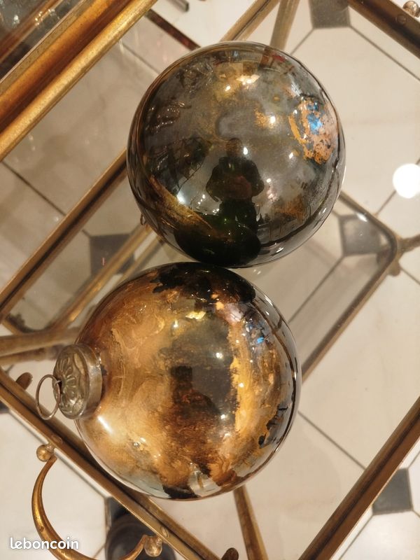 Ancienne Boule Décoration de Noël en verre églomisé Mercurisé