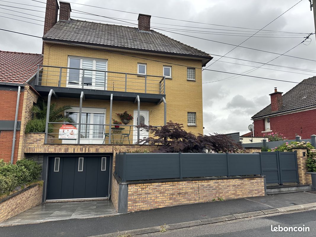 Maison 9 pièces 150 m² · à Onnaing · 150 m² · 252 000 €
