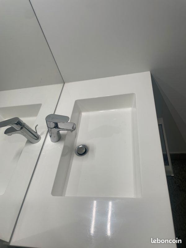 Meuble vasque moderne quasi neuf SANS robinetterie (image 2)