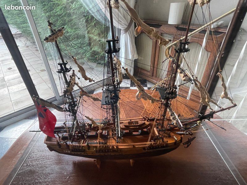 Maquette bateau bois ancien - Le Bounty (image 10)