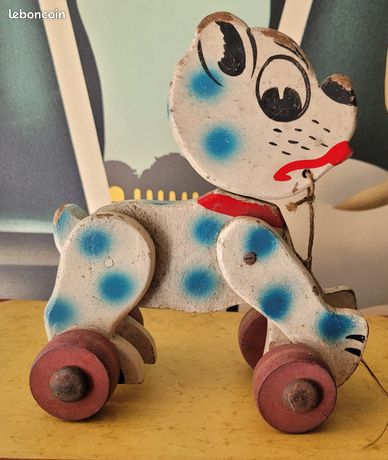 Ancien chien en bois à tirer, jouet en bois, jouet ancien, cadeau