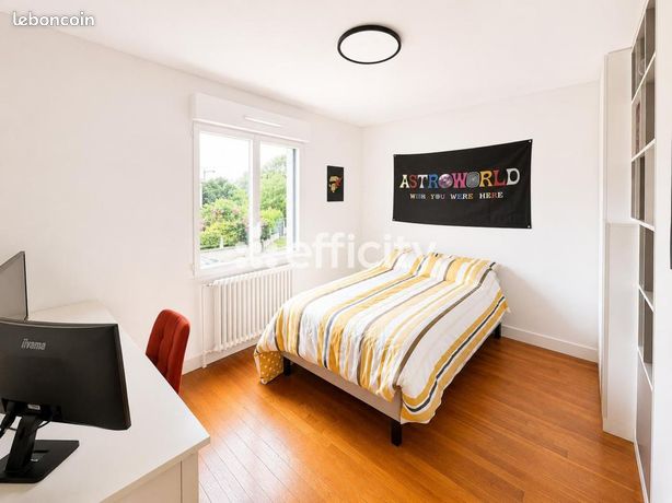 Maison 5 pièces 160 m² — 11