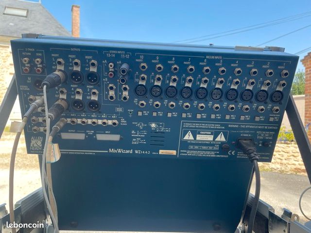 MATERIEL DE SON 2 DAS & 2 MACH(Martin) - 1 rack- 1reverbe-1 filtre actif - 1 table de mixage - (vente séparée possible) (image 13)