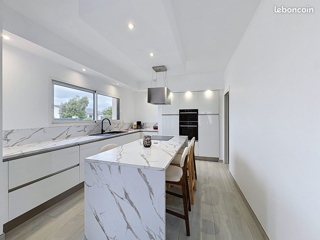 Maison 4 pièces 130 m² · à Castelsarrasin · 130 m² · 279 000 €