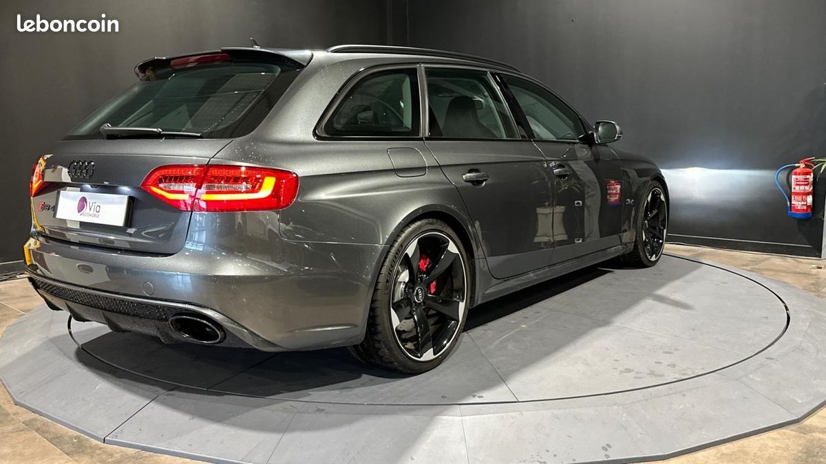 Audi RS4 Avant V8 4.2 FSI 450 Quattro (image 6)