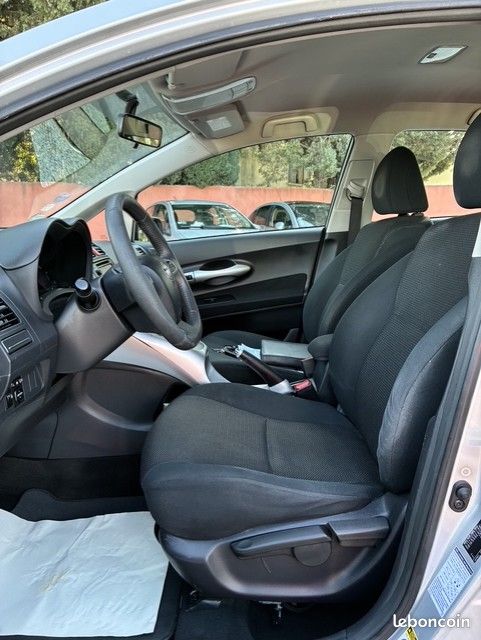 Toyota Auris Hybride 136h Dynamic 15 (image 9)