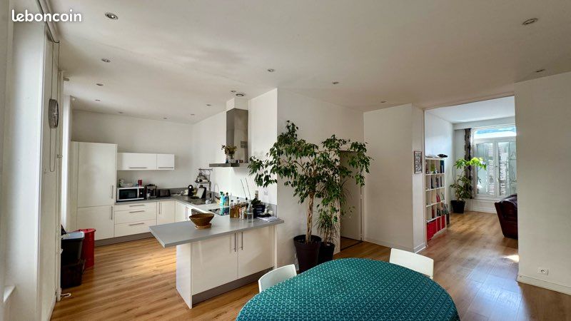 Appartement 5 pièces 128 m² · à Saint-Étienne · 128 m² · 225 000 €