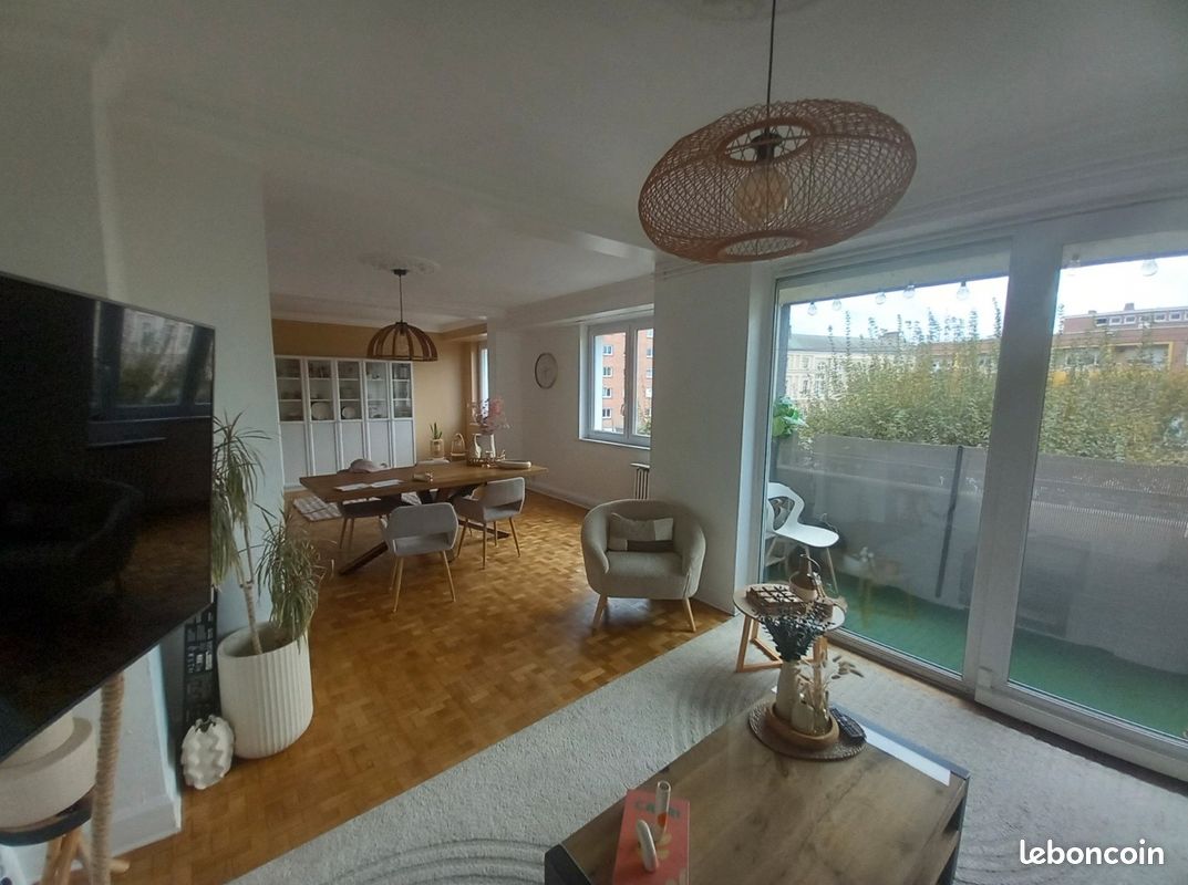 Appartement 5 pièces 115 m² · à Dunkerque · 115 m² · 1 050 €/mois