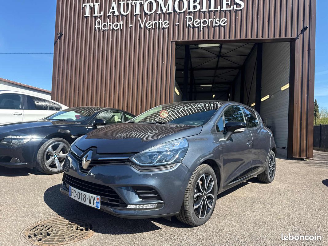 Renault clio iv 0.9 tce 90ch limited / etat neuf / tres faible kilometrage 1430 kms (image 1)