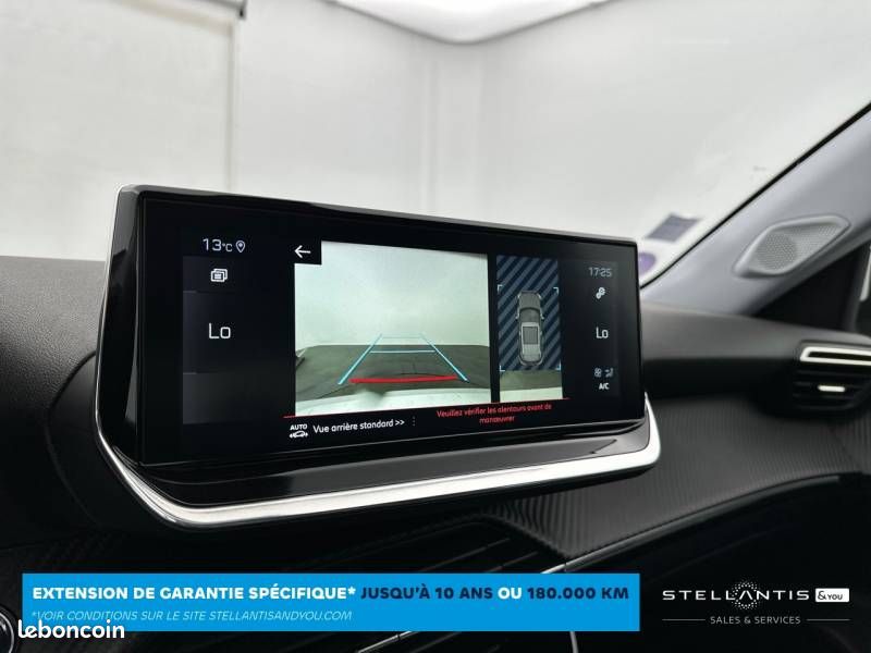 Peugeot 2008 PureTech 130 S&S EAT8 Allure Business (image 25)