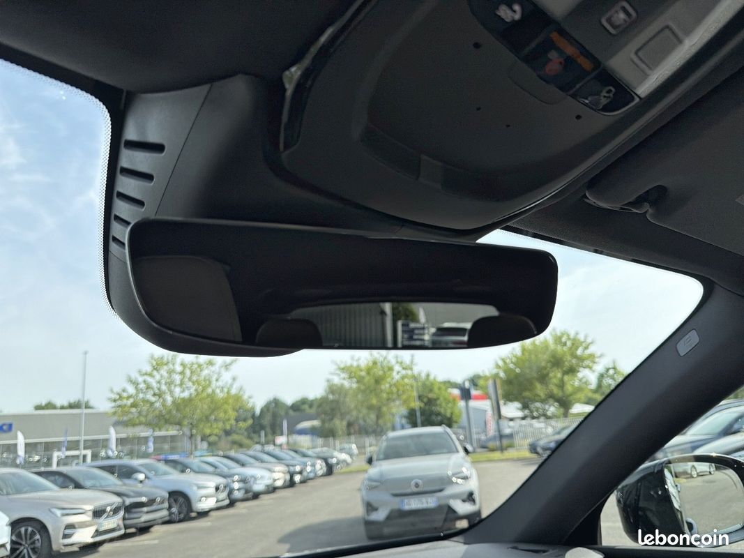 VOLVO XC60 T6 AWD Hybride rechargeable 253 ch+145 ch Geartronic 8 Plus Style Dark (image 40)