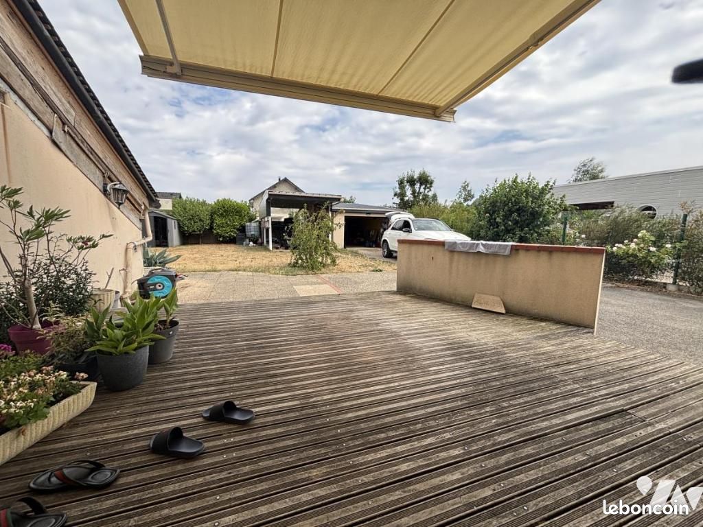 Maison 7 pièces 148 m² · à Pont-de-l'Arche · 148 m² · 199 000 €