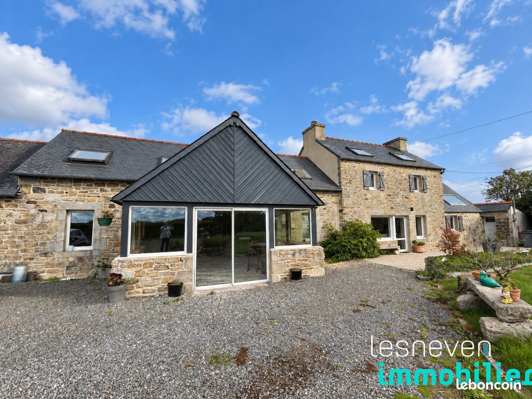 Maison 6 pièces 198 m² · à Ploudaniel · 198 m² · 399 900 €