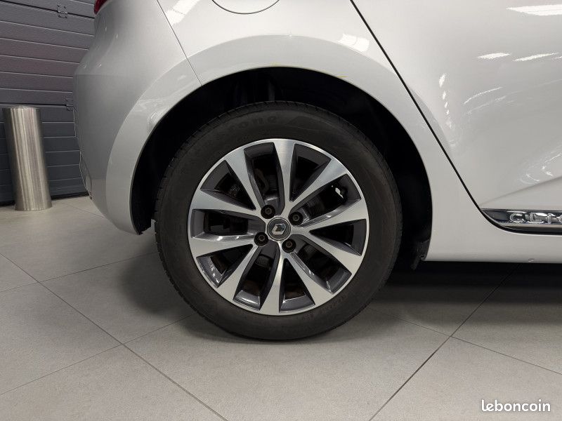 Renault CLIO V Intens TCE 90CV Essence -Radars ARR/Jantes 16"/Mains Libre-Suivi Renault-GAR 12M (image 10)