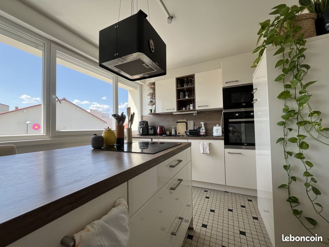 Appartement 3 pièces 55 m² · à Clermont-Ferrand · 55 m² · 750 €/mois