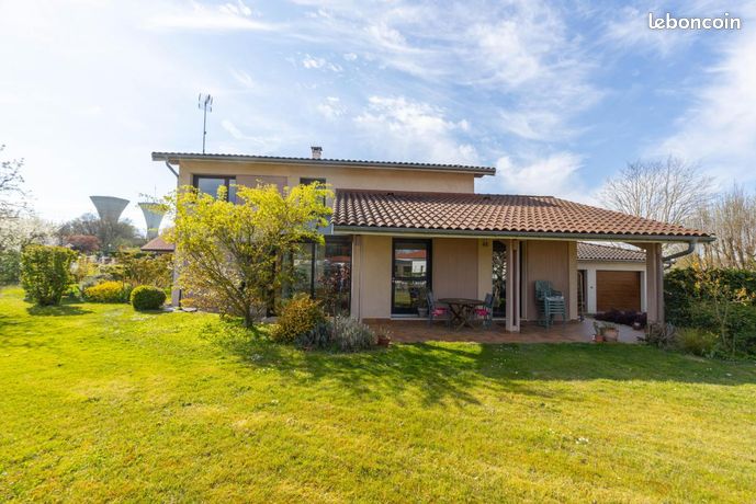 Villa 7 pièces 154 m²