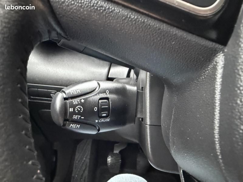 Citroen C3 Aircross BlueHDi 110ch S&S Feel Pack (image 9)