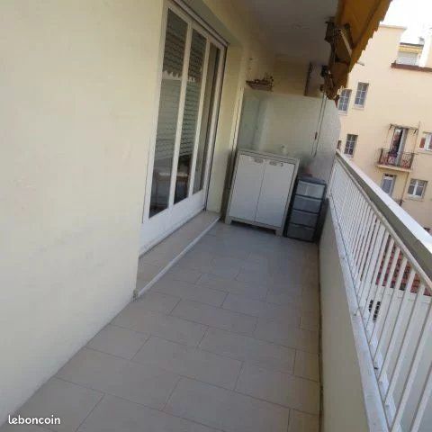 Appartement 1 pièce 30 m² · à Antibes · 30 m² · 750 €/mois