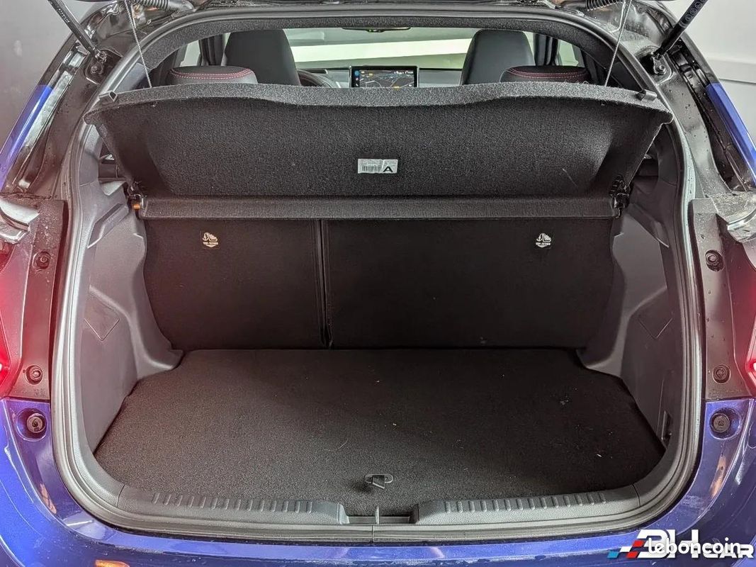 Toyota Yaris 1.5 130H 90 HYBRID FULL-HYBRID 0.8KWH GR-SPORT BVA (image 25)