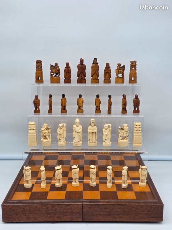 Jeu D'échecs Ancien Vietnam Indochine - Complet, Sans Marque, Pièce De Collection