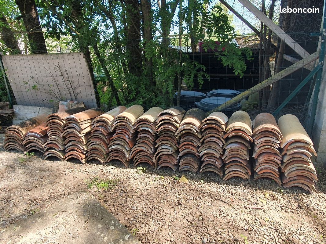 Vends tuiles canal (image 1)